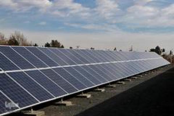 افتتاح نیروگاه برق خورشیدی شهید حججی